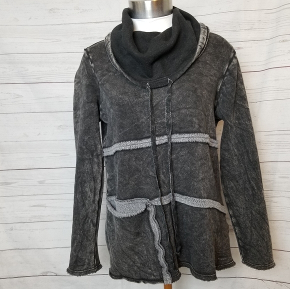 Beau Jours Fleece Aine Sweatshirt - Picture 2 of 8